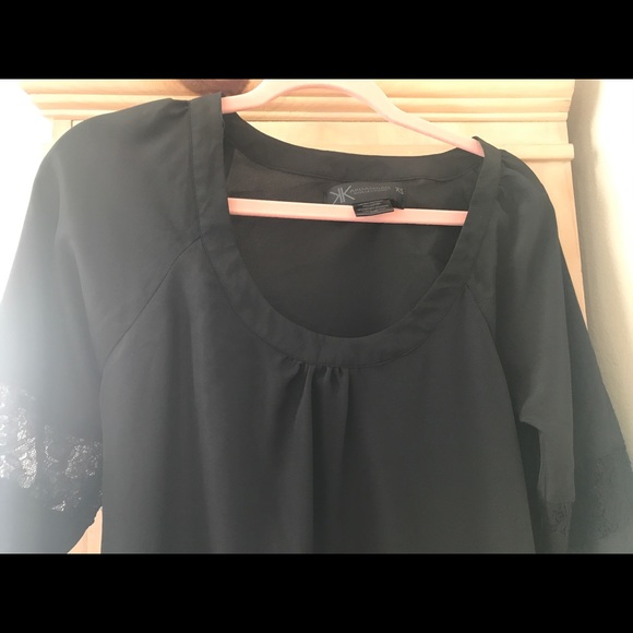 Kardashian Kollection Black Blouse with lace accent sleeves Size XS - Picture 7 of 8